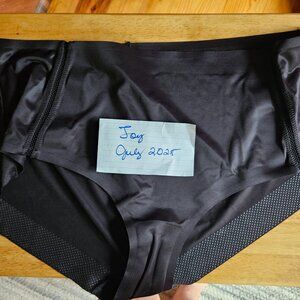 Ruby Ribbon Sculpting Briefs - Black.  Size 3XL. Never Worn, only tried on.  $45